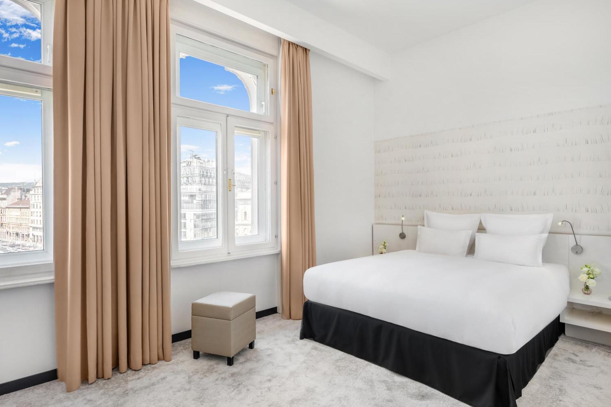 Superior Double Room,1611101087:JPEG